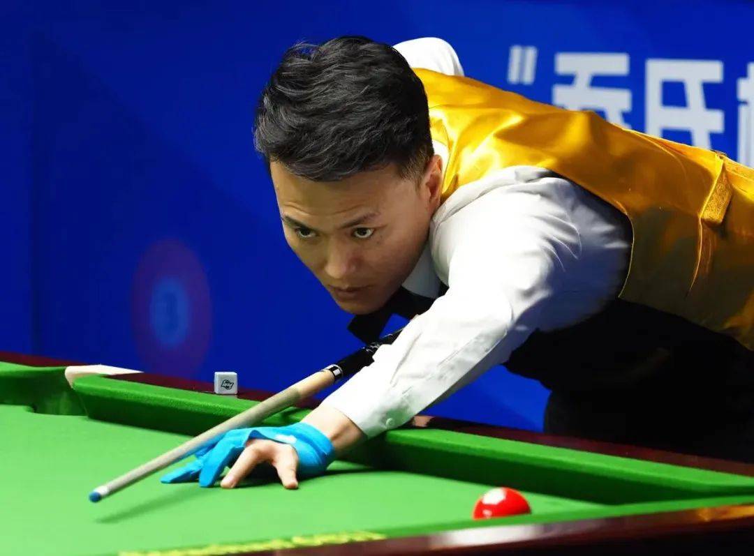 步于八强 步于八强