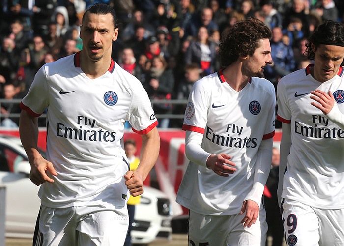 夹击切断穆 夹击切断穆